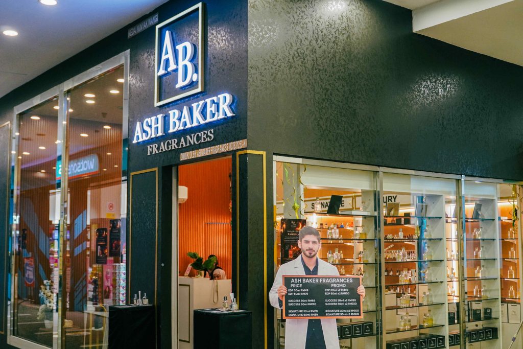 ASH BAKER at Jakel Square