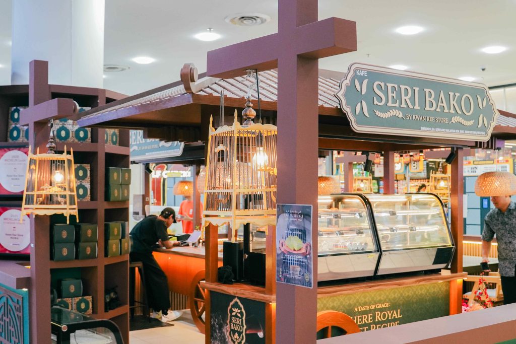 Seri Bako at Jakel Square