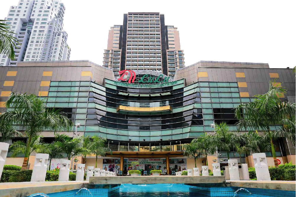 Jakel Square modern commercial complex with retail, dining, and lifestyle services
